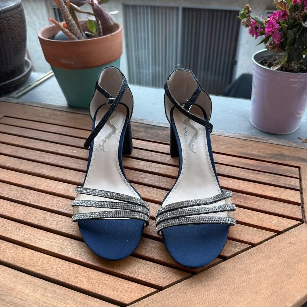 Nina Womens Navy Rhinestone Block Heel Sandals Size 9.5M - Picture 1 of 6
